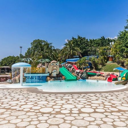Resort Y Parque Acuatico Valle Dorado El Rosario Exterior photo