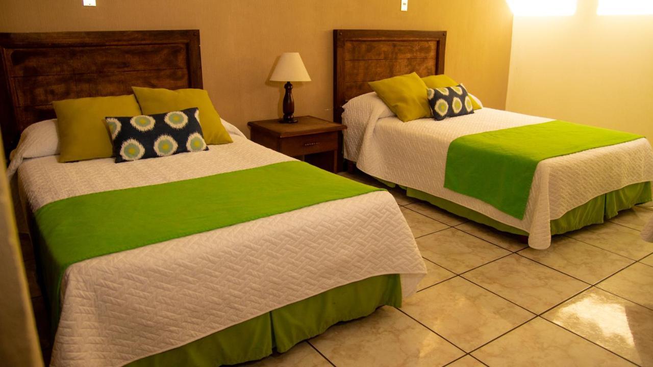 Resort Y Parque Acuatico Valle Dorado El Rosario Exterior photo