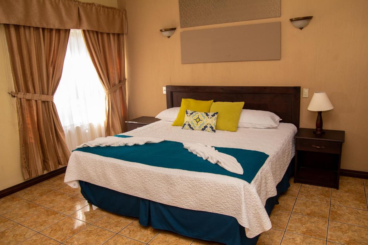 Resort Y Parque Acuatico Valle Dorado El Rosario Exterior photo